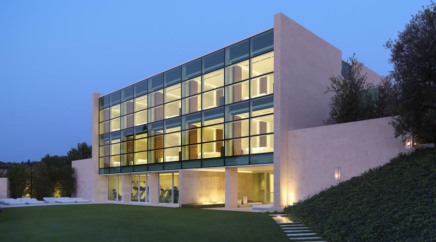 c-hotel-main